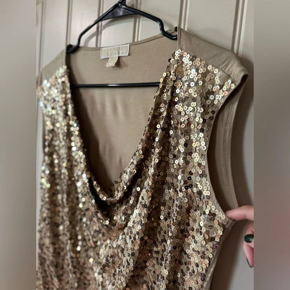 2/for $20 🪩 MICHAEL KORS Gold Sequin Sleeveless, Scoop Blouse (Women’s Medium)